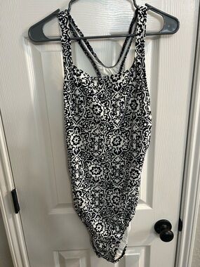 LANDS' END Black White One Piece Swimsuit Size 16 Long
